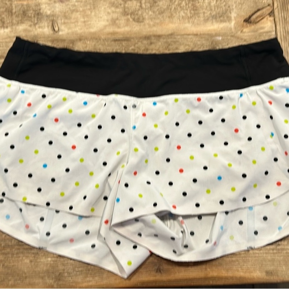 Lululemon seawheeze Light as Air Shorts polka dot size 8